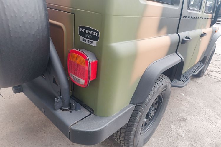 BAW北汽制造 212经典 2023款 狙击手 2.4T 手动轻装款车身外观9