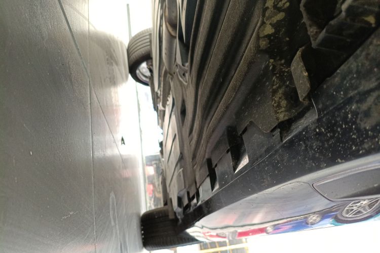 宝马X5 2023款 xDrive 30Li 尊享型M运动曜夜套装局部细节9002