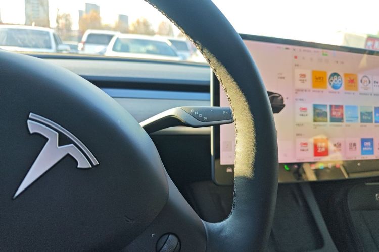 特斯拉 Model 3 2021款 标准续航后驱升级版局部细节18