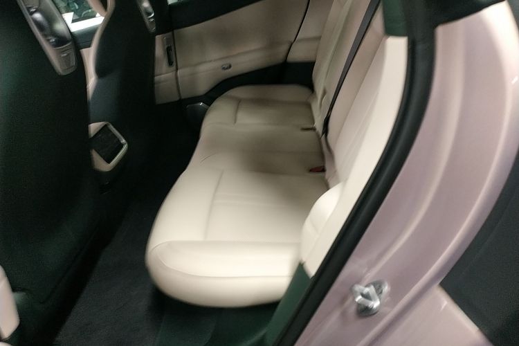 小米汽车 小米YU7 2025款 超长续航后驱版中控内饰7004