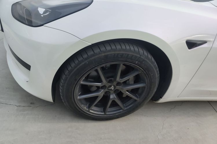 特斯拉 Model 3 2022款 后轮驱动版车身外观6007