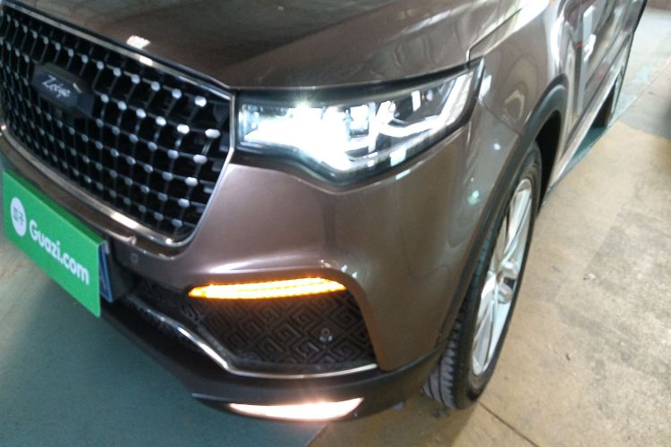 众泰T700 2017款 1.8T 双离合尊贵型局部细节36