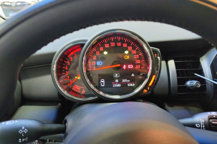 MINI 2020款 1.5T ONE局部细节14