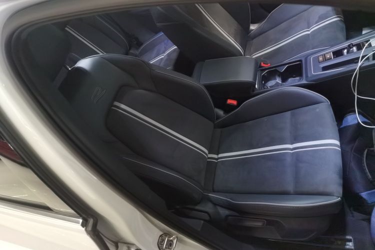 大众 高尔夫 2021款 280TSI DSG R-Line局部细节41