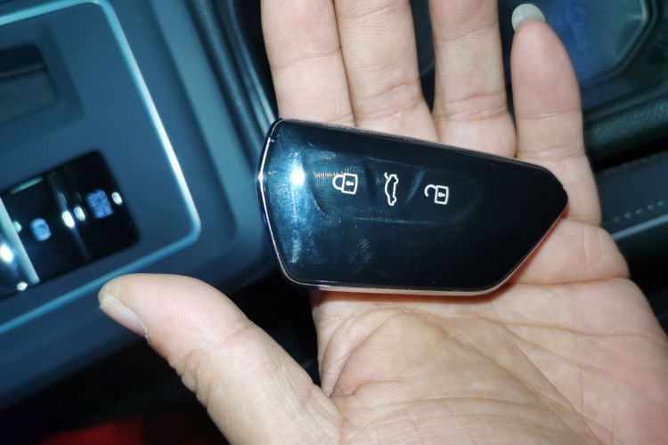 大众 高尔夫 2023款 改款 280TSI DSG R-Line中控内饰11