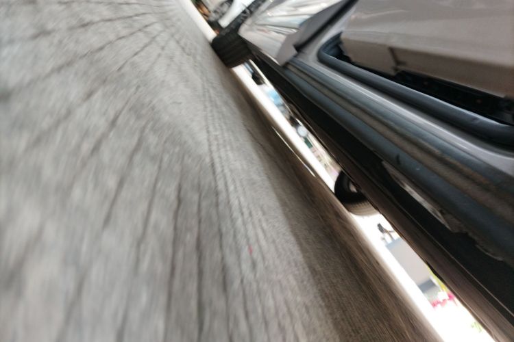 腾势D9 2022款 DM-i 1040 尊贵型局部细节9002