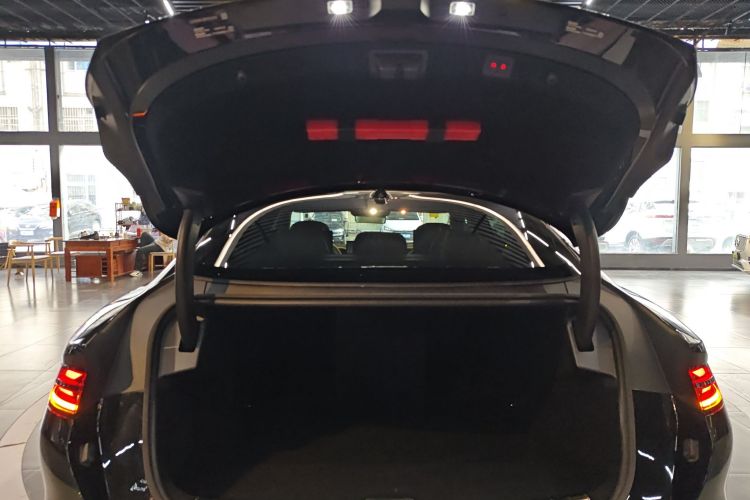 腾势Z9 2024款 1100km 四驱Ultra版机舱底盘23