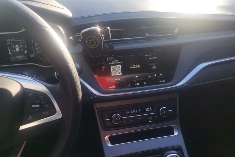 吉利汽车 帝豪 2021款 UP 1.5L 手动豪华型中控内饰16