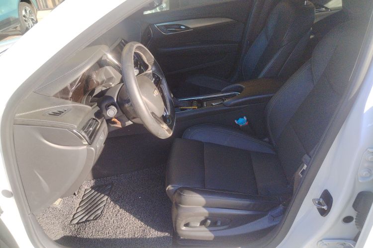 凯迪拉克ATS-L 2017款 28T 技术型中控内饰19