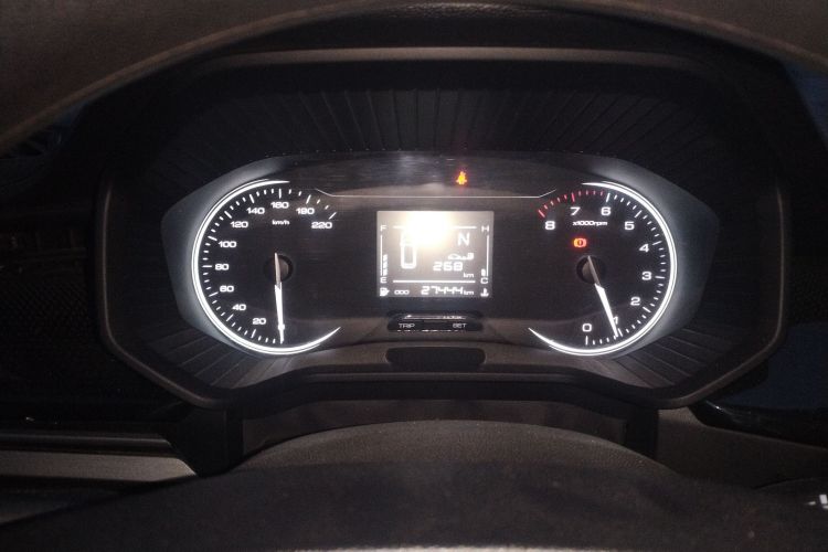 五菱汽车 五菱佳辰 2022款 1.5L 手动乐享精英型中控内饰14