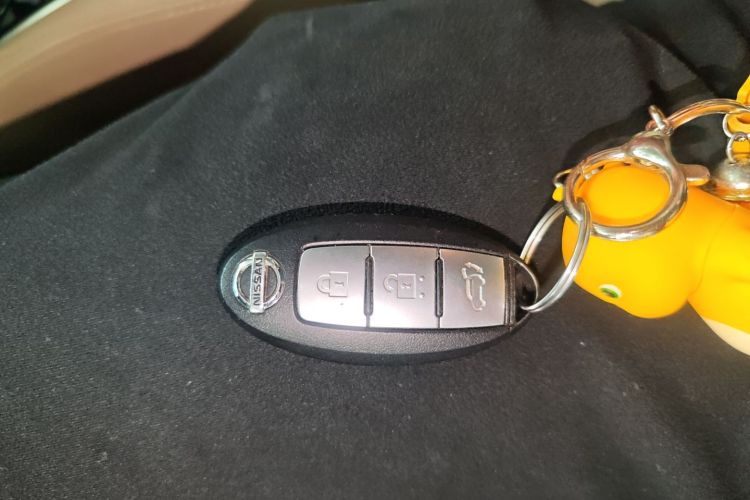 日产 奇骏 2021款 2.5L CVT 4WD XL ITS豪华纪念版中控内饰11