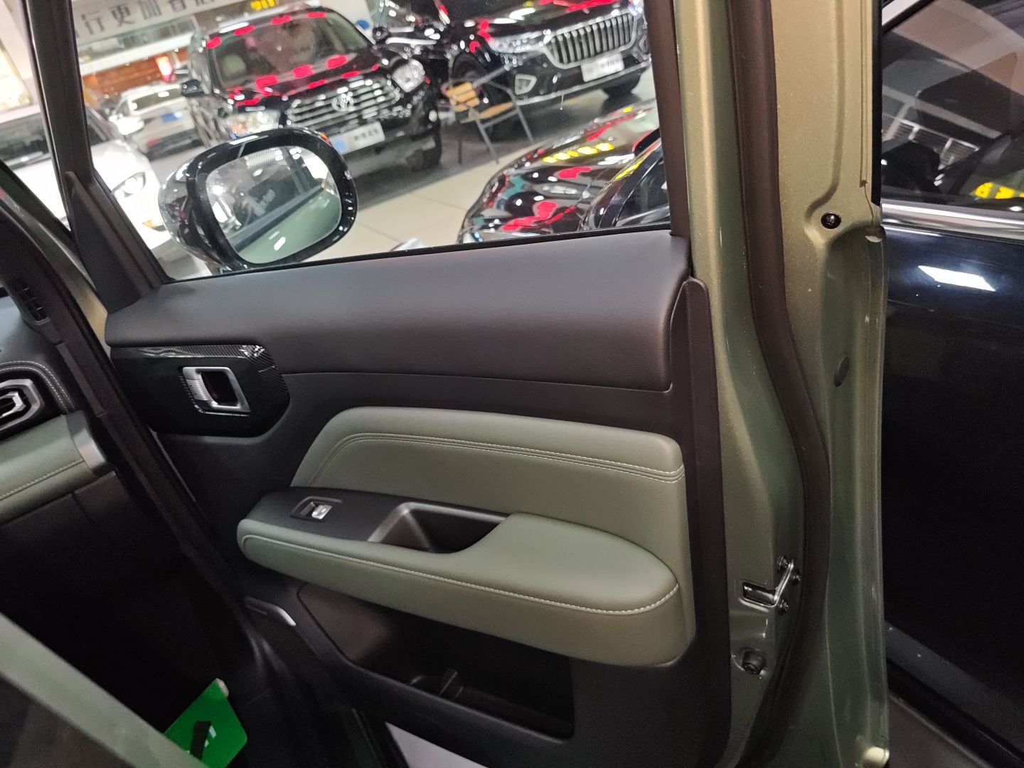 宝骏悦也Plus 2026款 301km旗舰版