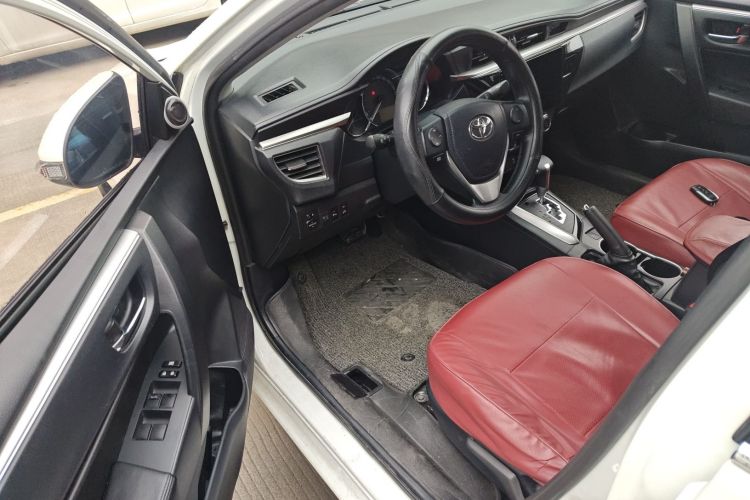 丰田 雷凌 2016款 1.6G CVT精英版中控内饰20