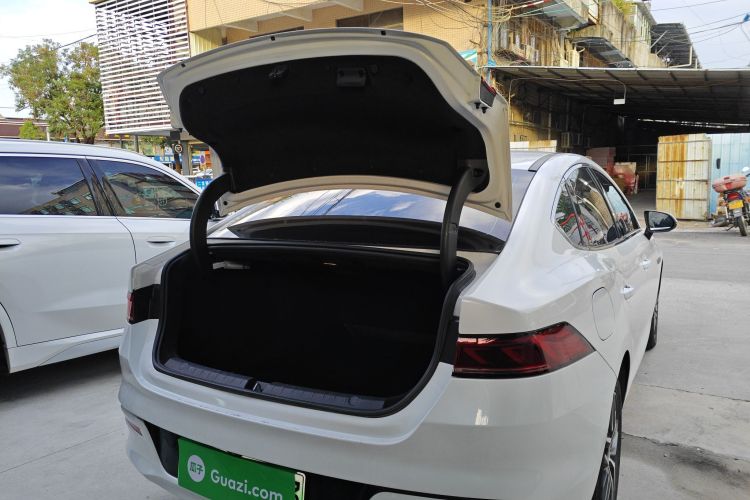 比亚迪 秦PLUS 2021款 EV 500KM 尊贵型机舱底盘23