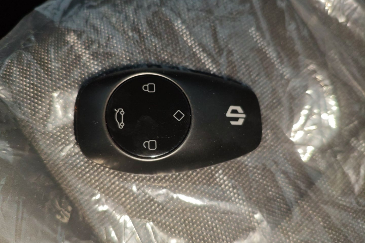 零跑汽车 零跑T03 2025款 310舒享版中控内饰11