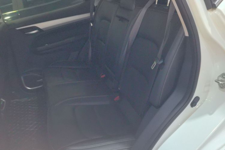 吉利汽车 远景X6 2020款 1.4T CVT尊贵型中控内饰21