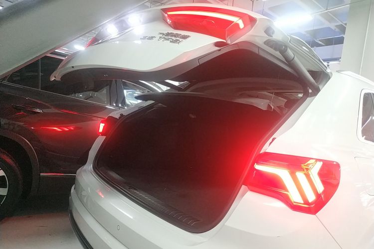 奥迪Q3 2021款 35 TFSI 时尚动感型局部细节23