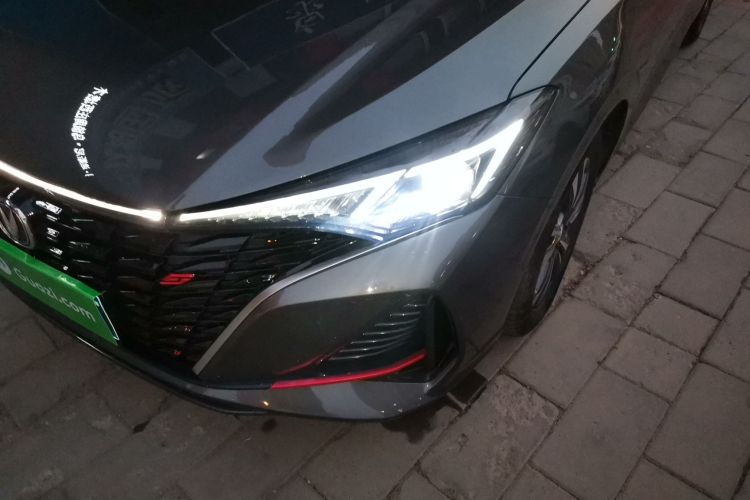 长安 逸动 2022款 PLUS 蓝鲸NE 1.4T GDI DCT尊贵版局部细节36