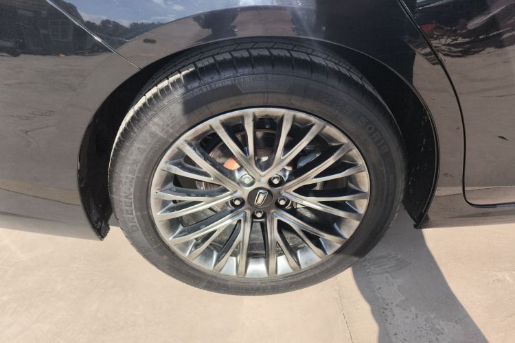 奔腾B70 2022款 第三代 1.5T 自动尊享型车身外观6008