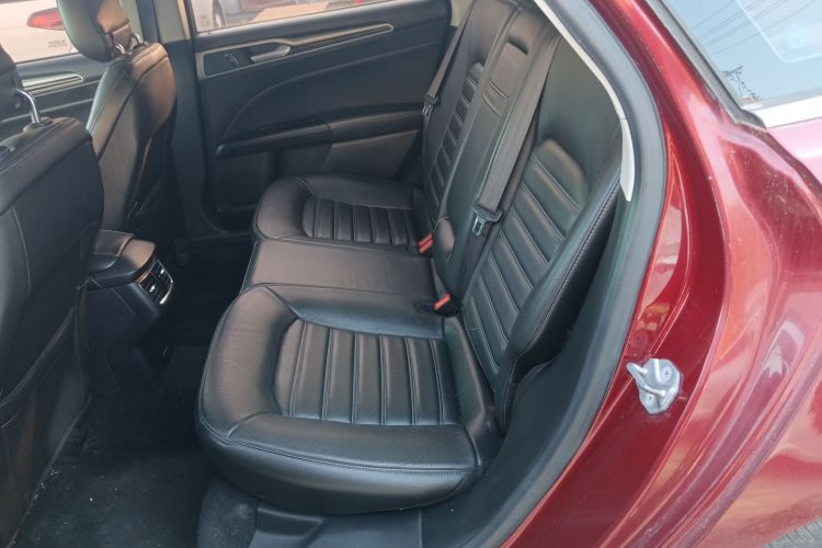 福特 蒙迪欧 2013款 2.0L GTDi200时尚型中控内饰21