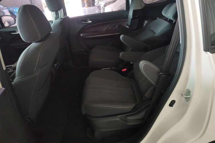 广汽传祺 传祺M6 2023款 PRO 270T DCT精英版中控内饰21