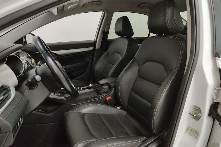 吉利汽车 帝豪 2019款  领军版 1.5L 手动豪华型 国VI局部细节19