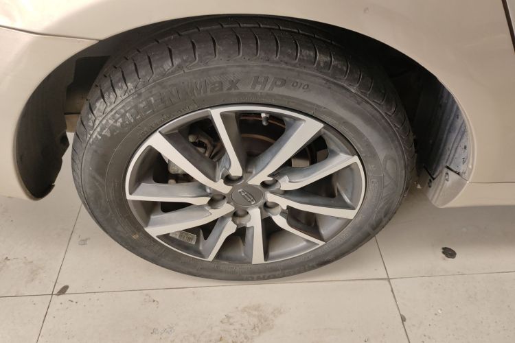 吉利汽车 帝豪 2019款 领军版 1.5L CVT向上互联型 国VI车身外观6008