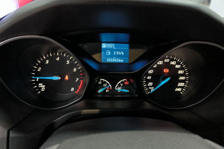 福特 福克斯 2012款 三厢 1.6L 自动风尚型中控内饰14