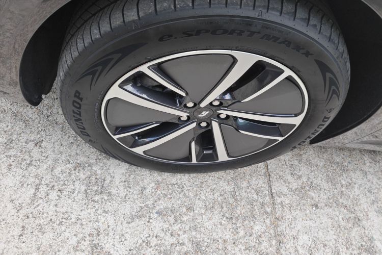 理想汽车 理想L6 2024款 Pro车身外观6007