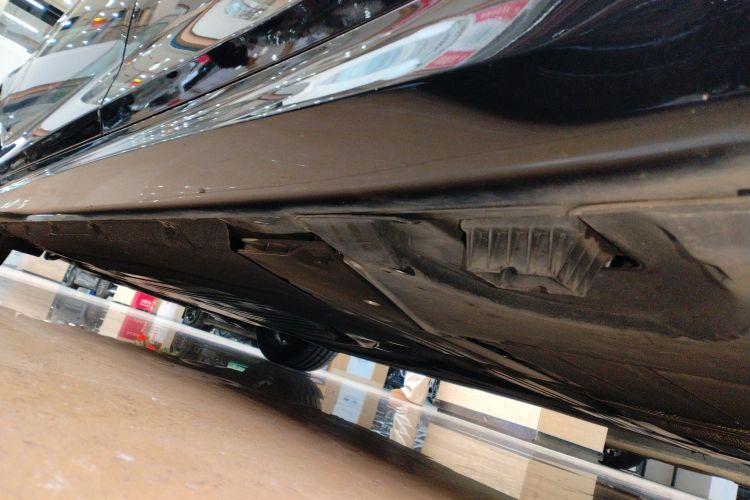 宝马5系新能源 2021款 535Le M运动套装局部细节9002