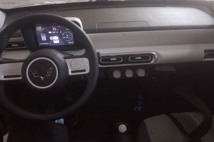 五菱汽车 宏光MINIEV 2024款 第三代 215km 青春版中控内饰7002