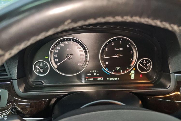 宝马5系 2017款 525Li 领先型中控内饰14