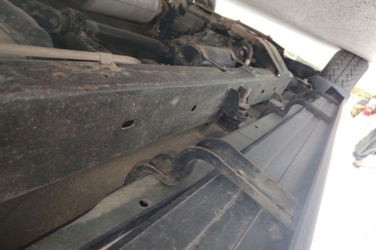 五十铃 TAGA达咖H 2021款 3.0T柴油手动四驱超值版长轴距4KH1CT6H1局部细节9002