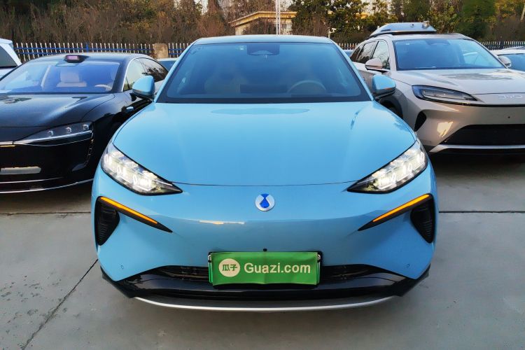 腾势N7 2024款 630 四驱智驾Ultra版车身外观2