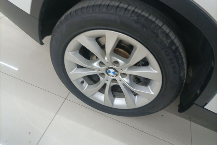 宝马X1(进口) 2012款 sDrive18i豪华型车身外观6008