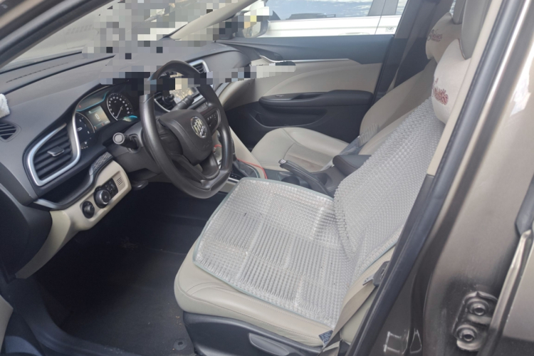 别克 英朗 2016款 15N 自动精英型局部细节19