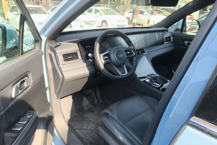 理想汽车 理想ONE 2021款 增程6座版中控内饰20