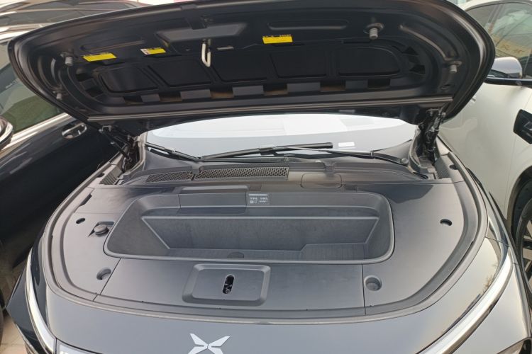 小鹏G7 2025款 702 超长续航 Ultra机舱底盘24