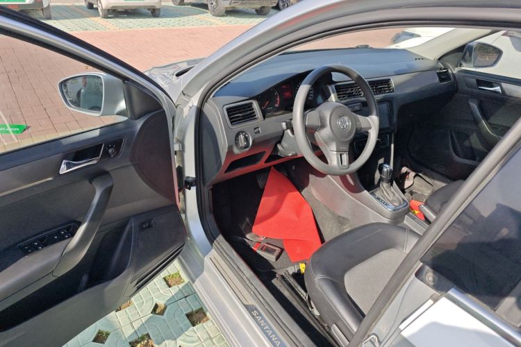 大众 桑塔纳 2015款 1.6L 自动舒适版中控内饰7003