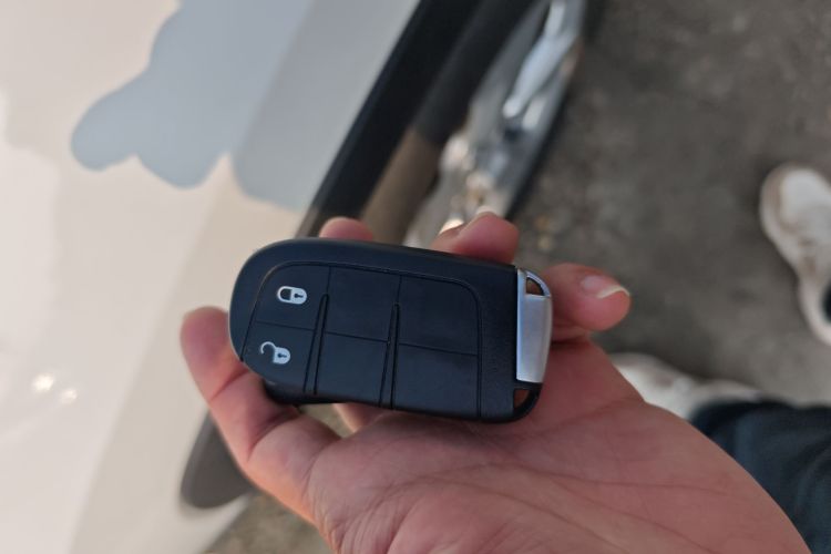 Jeep 指南者 2019款 220T 自动家享版中控内饰11