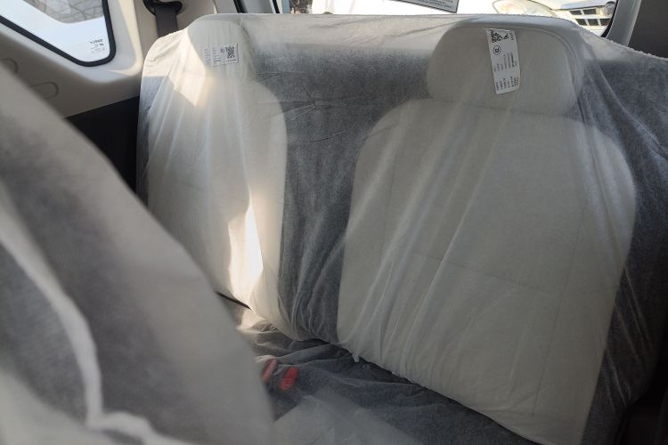 吉利银河 熊猫 2025款 210km 元气熊中控内饰7004