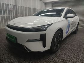 吉利银河 银河L6 2025款 EM-i 140km 探索+版