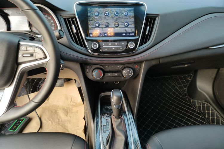 雪佛兰 科鲁泽 2020款 轻混 RS 330T 自动畅快版局部细节16