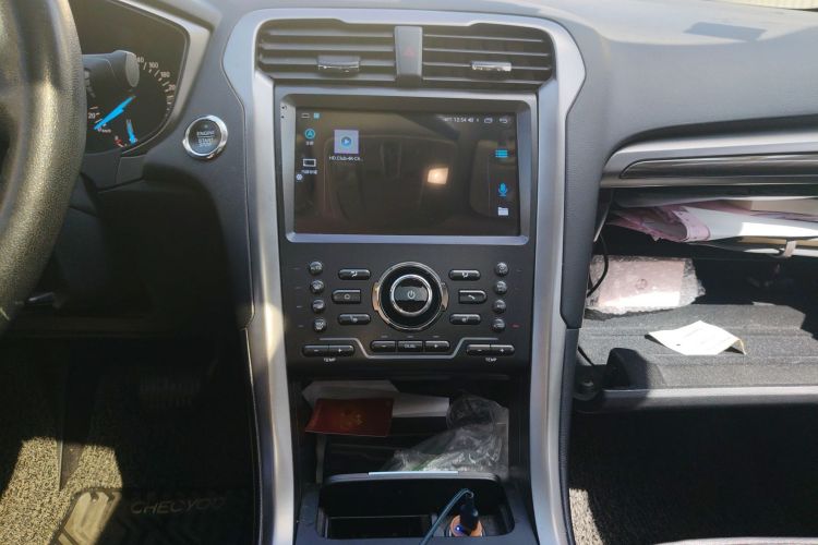 福特 蒙迪欧 2018款 EcoBoost 200 时尚型局部细节16