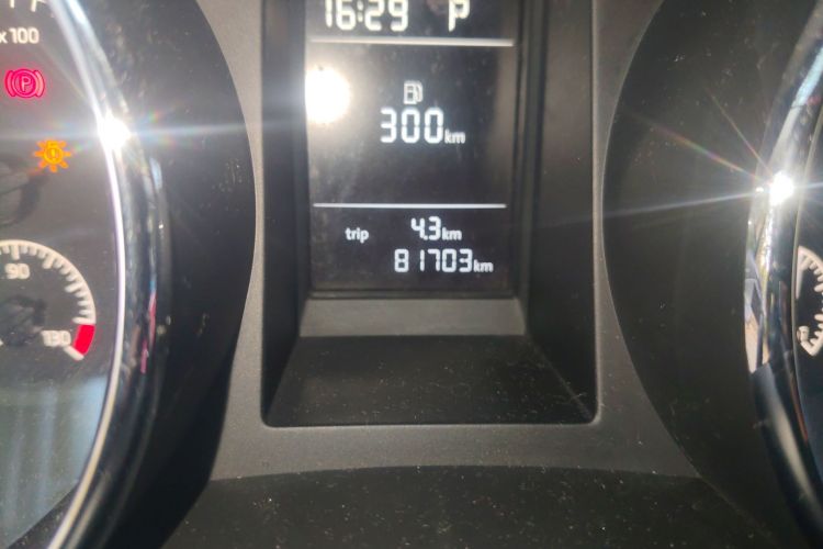 斯柯达 Yeti 2017款 TSI280 DSG前行版中控内饰15