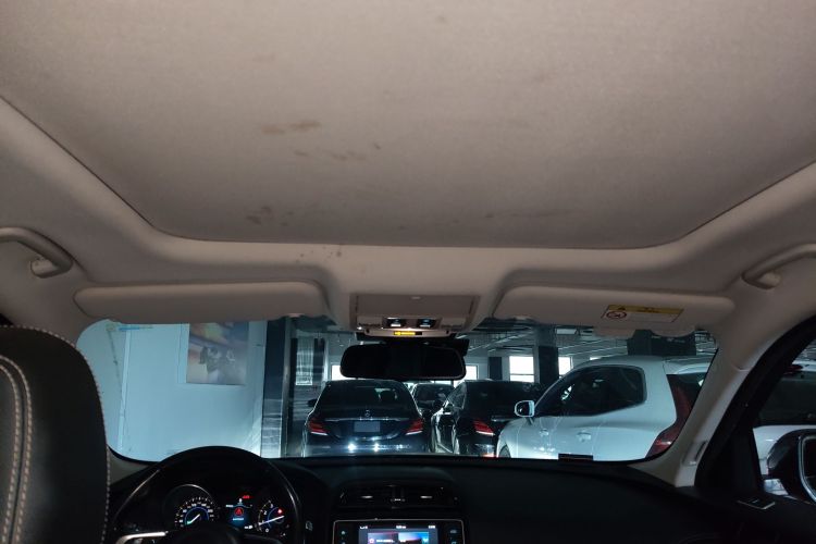 捷豹F-PACE 2016款 3.0 SC 四驱R-Sport运动版局部细节22