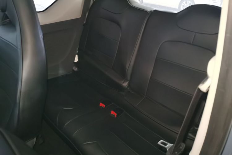 五菱汽车 宏光MINIEV 2022款 马卡龙臻享款 磷酸铁锂中控内饰7004