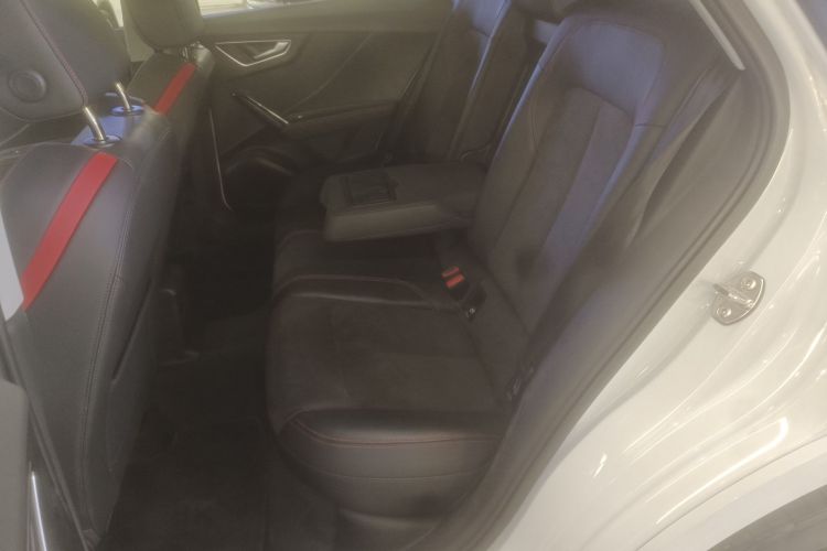 奥迪Q2L 2024款 35TFSI 豪华动感型中控内饰21