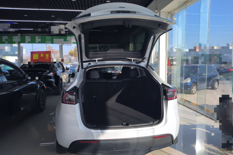 特斯拉 Model Y 2022款 改款 长续航全轮驱动版局部细节23