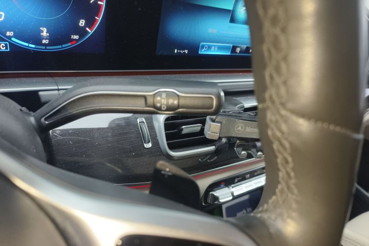 奔驰GLE 2020款 改款 GLE 350 4MATIC 时尚型局部细节18